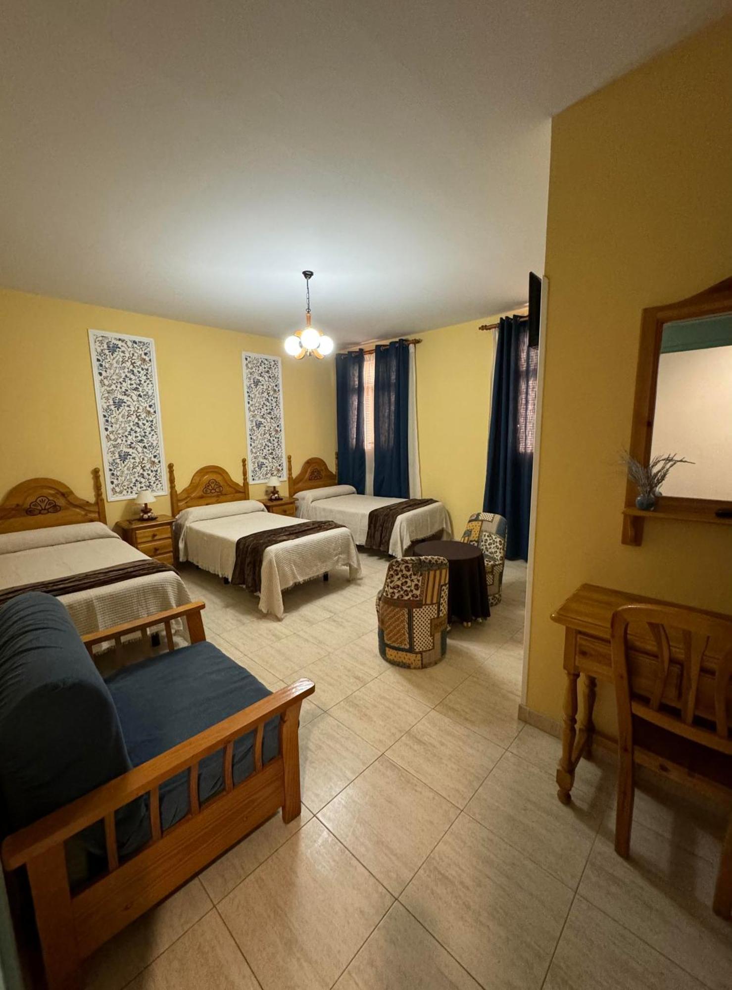 Hostal Joaquin Las Ventas con Pena Aguilera Bagian luar foto