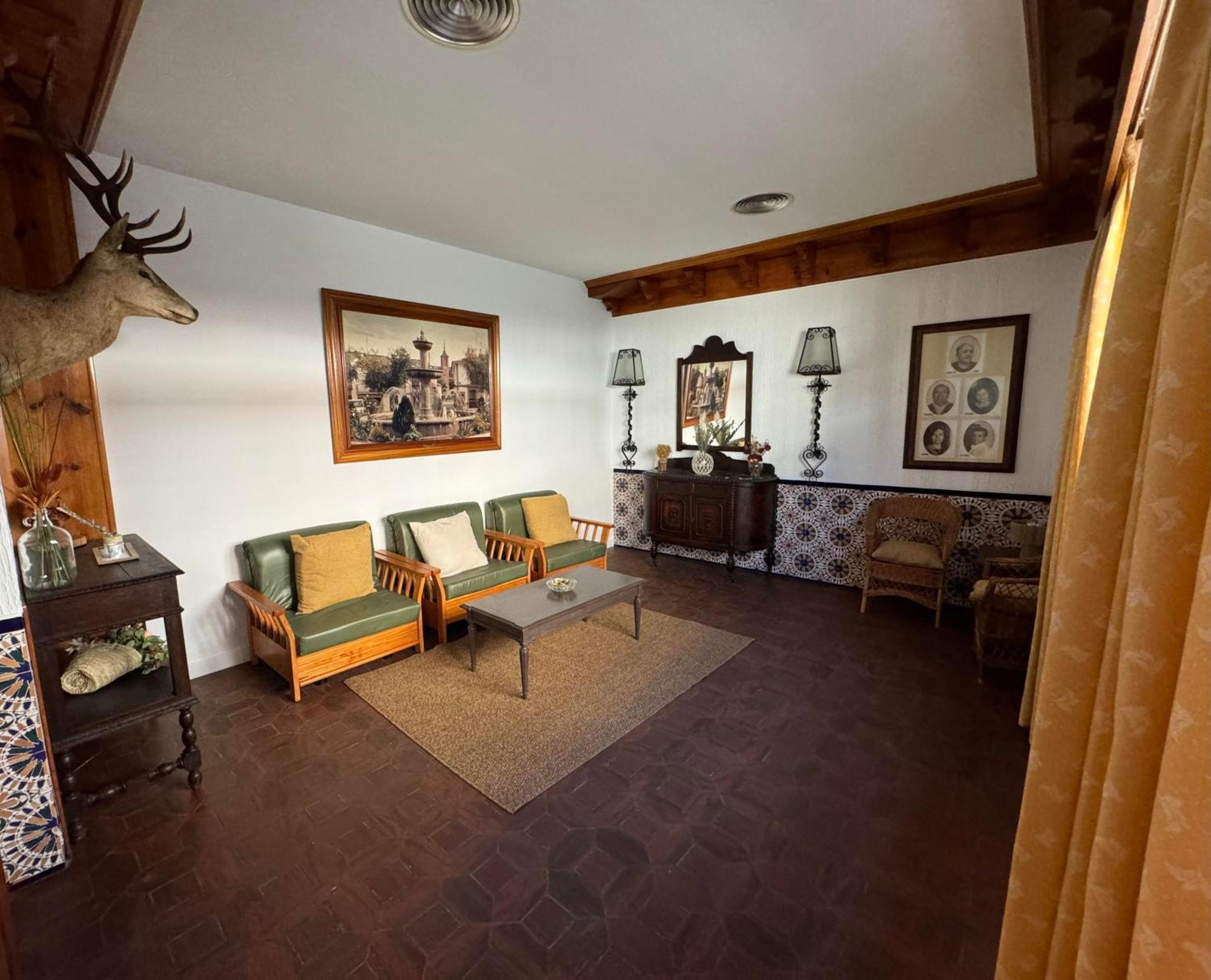 Hostal Joaquin Las Ventas con Pena Aguilera Bagian luar foto